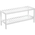 Soluzione funzionale scaffali portascarpe in legno bianco